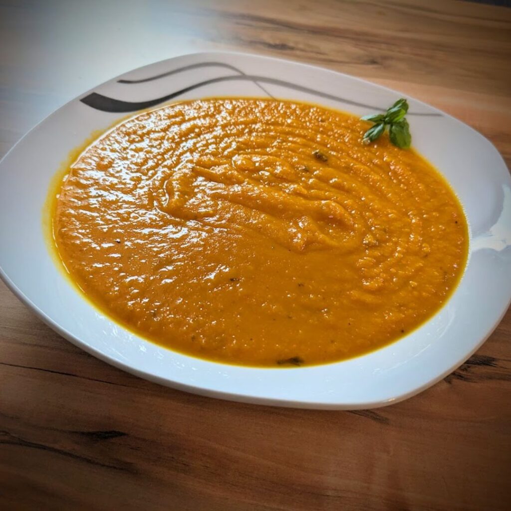 Kürbissuppe mit Curry | LECKER ESSEN by flecky